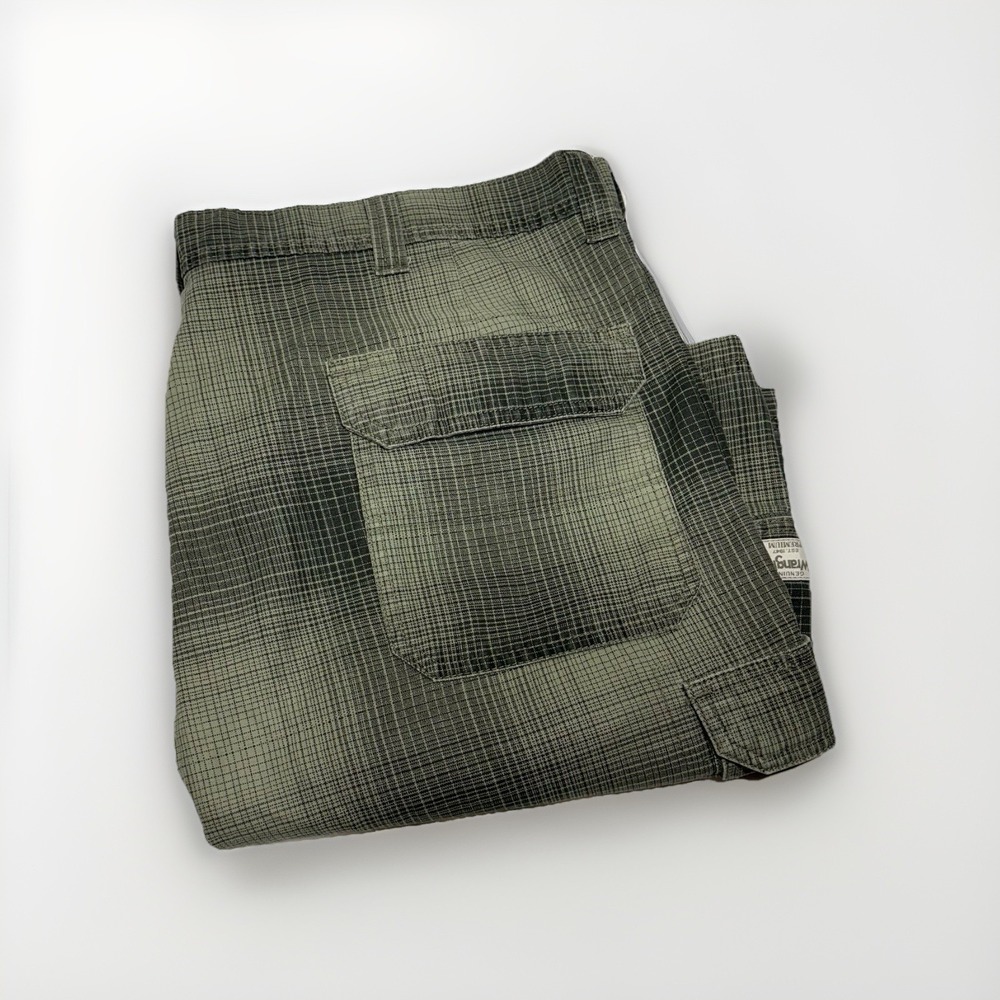 Wrangler‎ Vintage Cargo Shorts Mens 40x11" Plaid Green/Black Y2K Outdoor Work